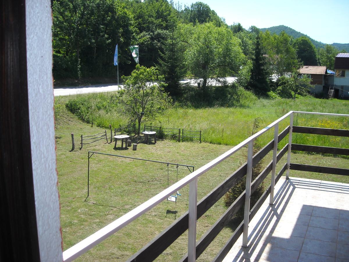 Motel Sretno Good Luck Trnovo ภายนอก รูปภาพ